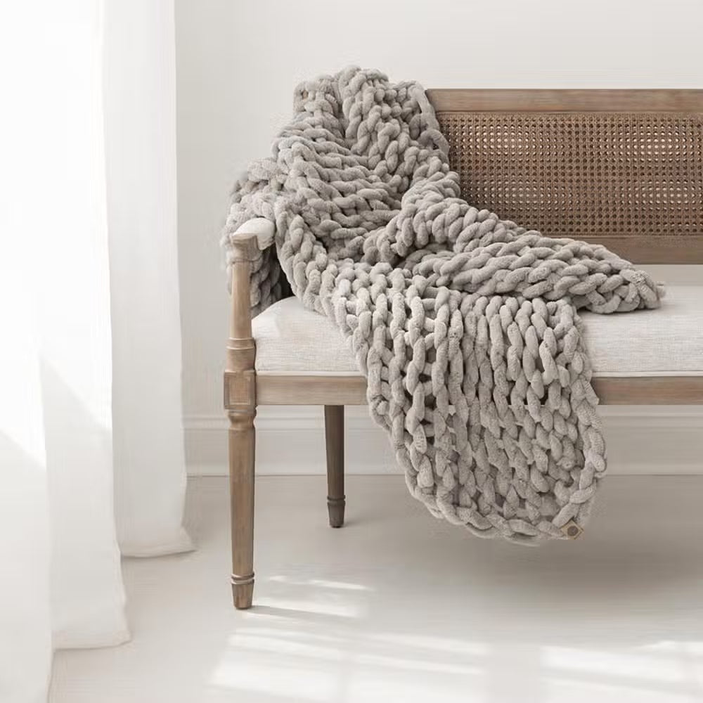 Infinte Chunky Knit Blanket