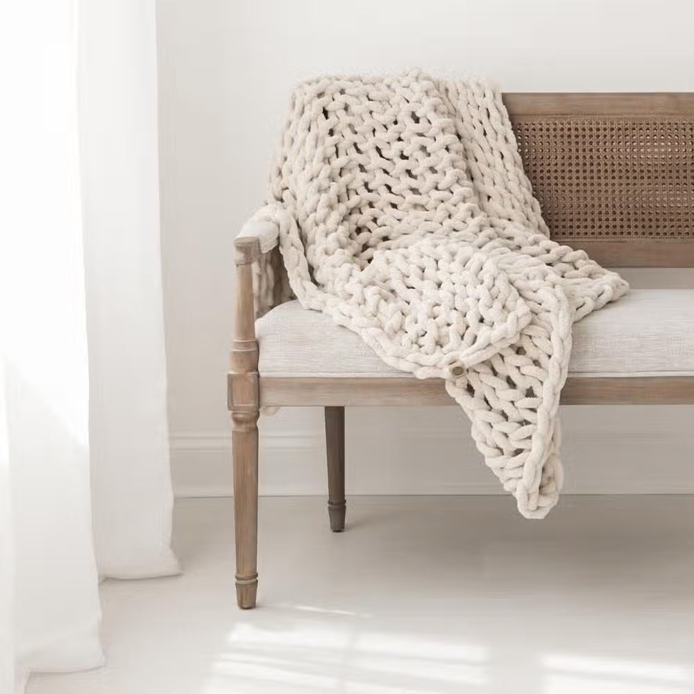 Infinte Chunky Knit Blanket