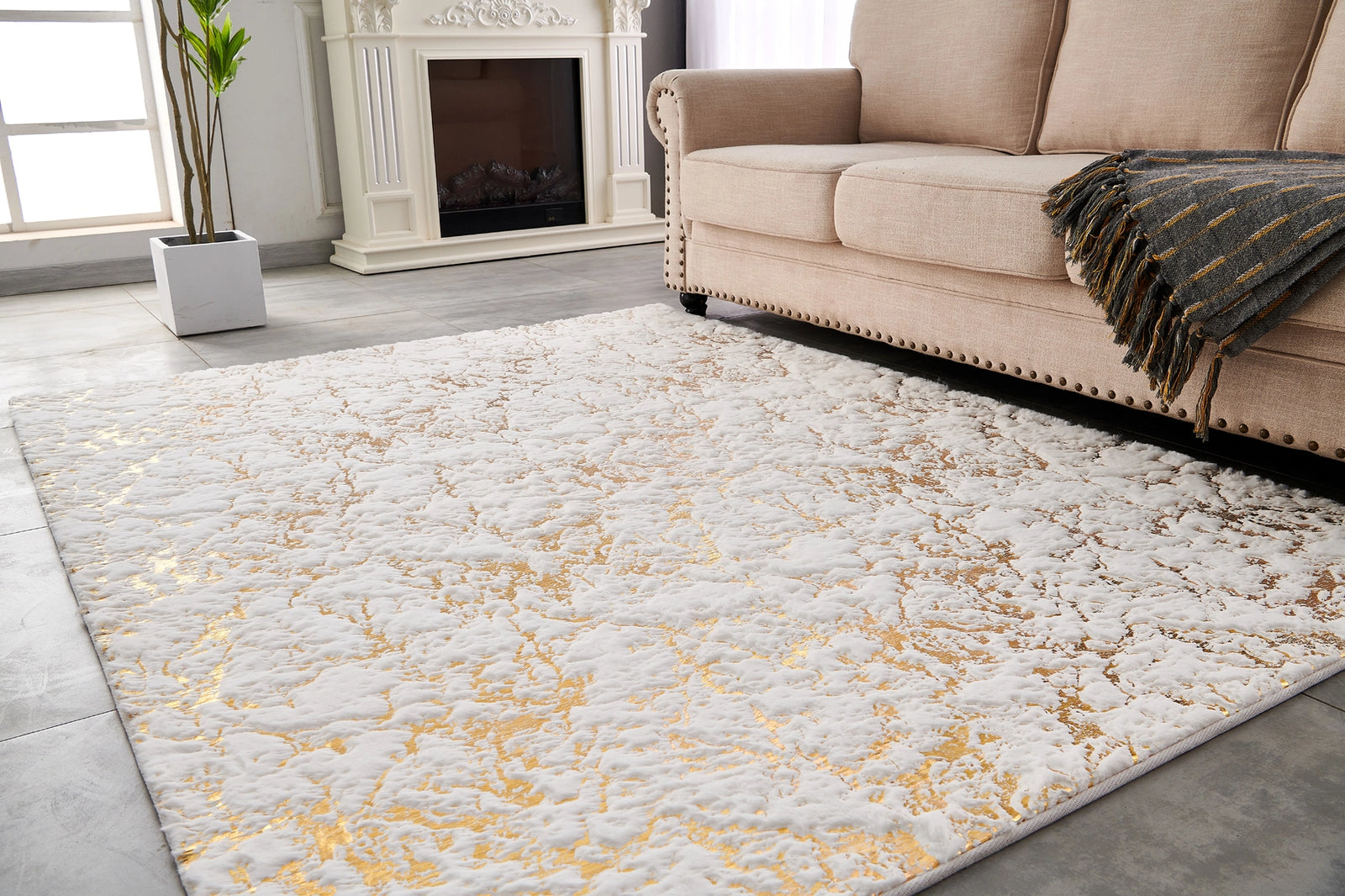 White and Gold Gilded Chinchilla Faux Fur Rug