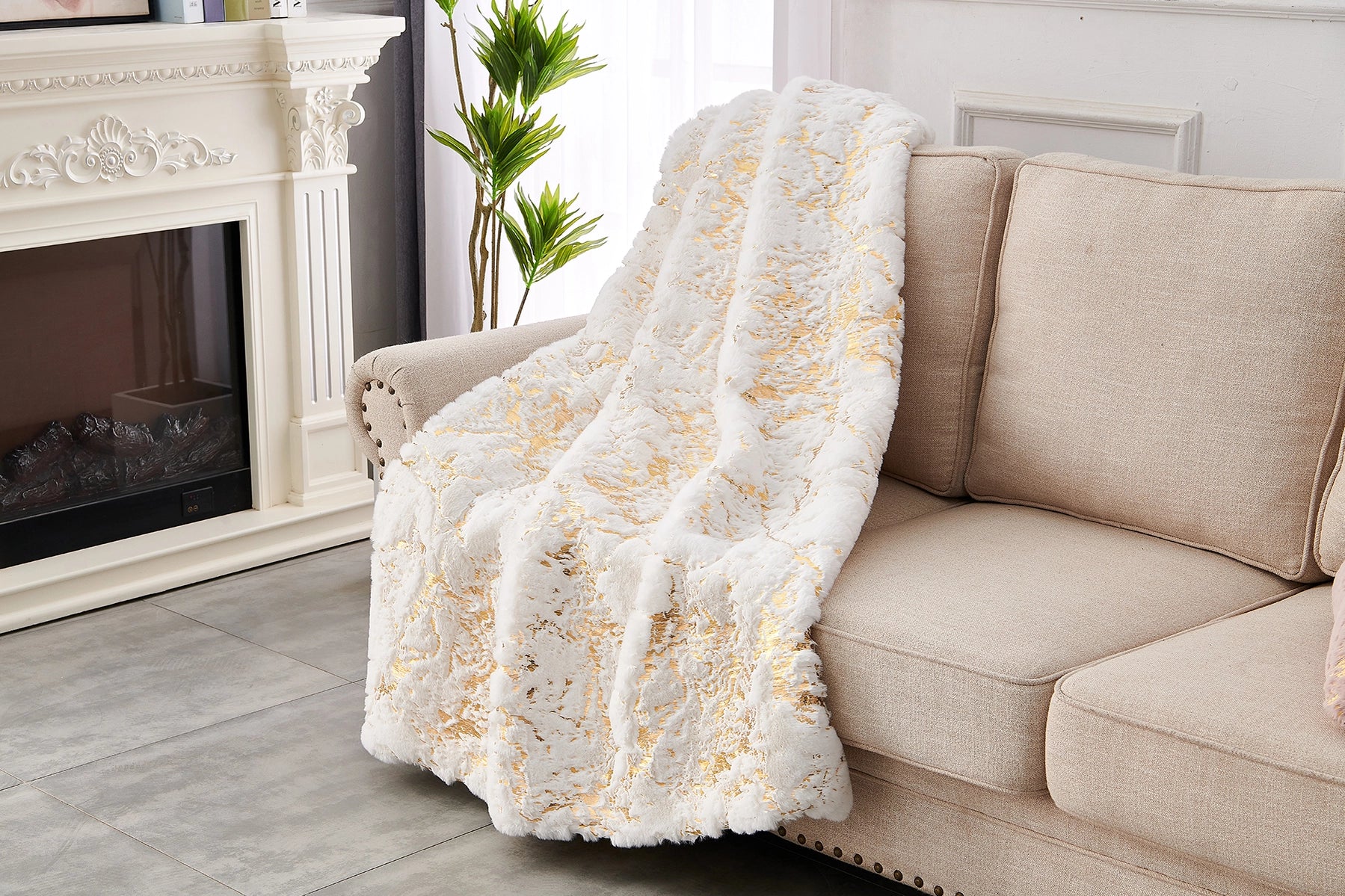 White and Gold Gilded Chinchilla Faux Throw Blanket