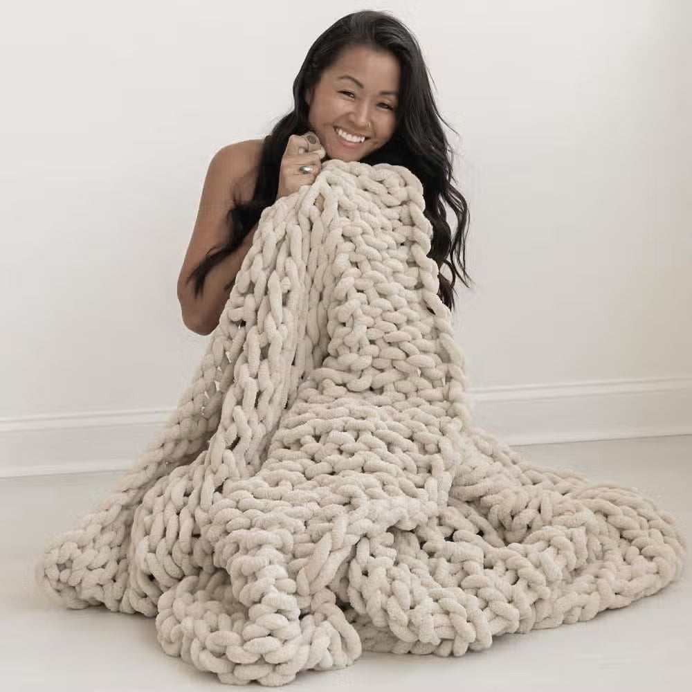 Infinte Chunky Knit Blanket