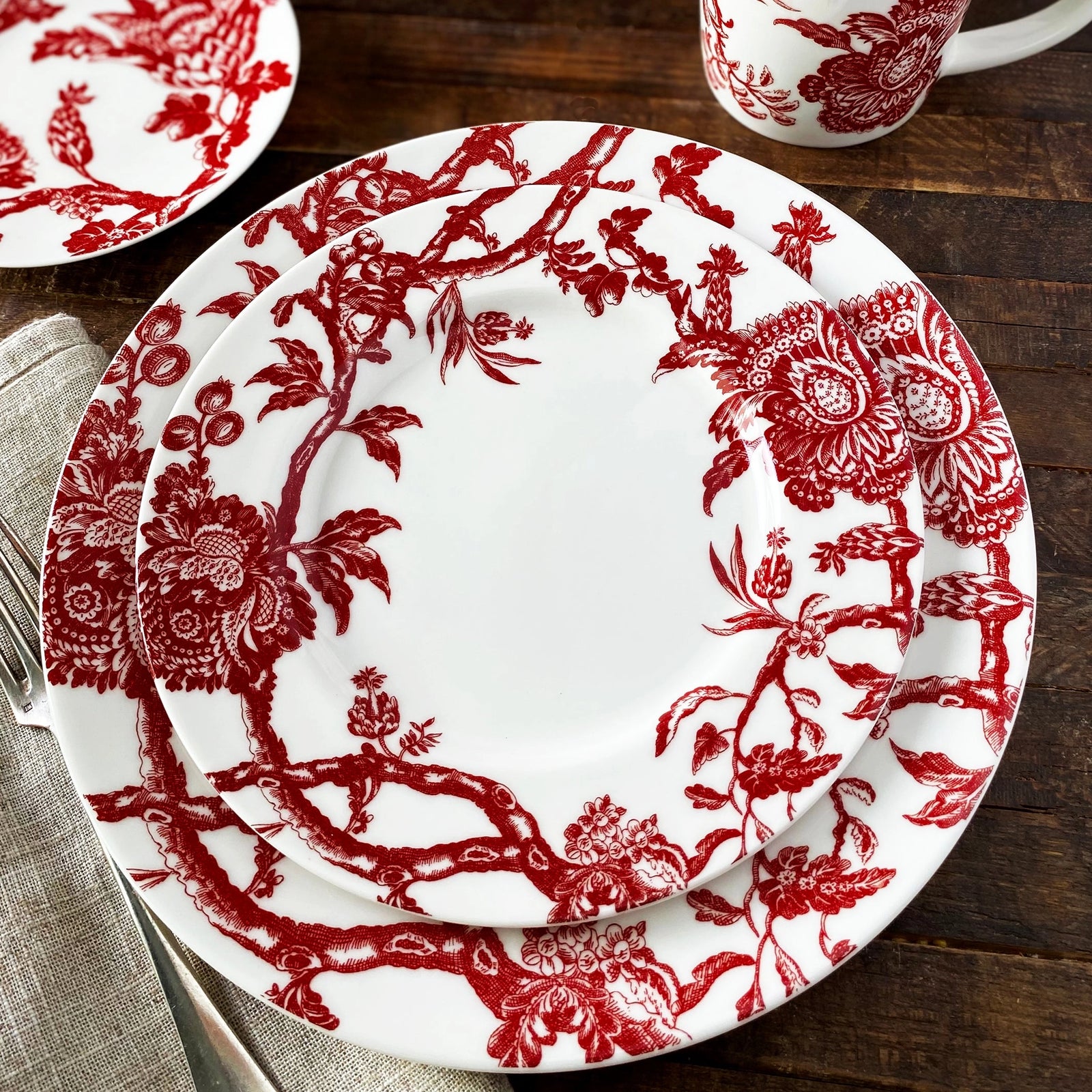 Crimson Vines Salad Plate