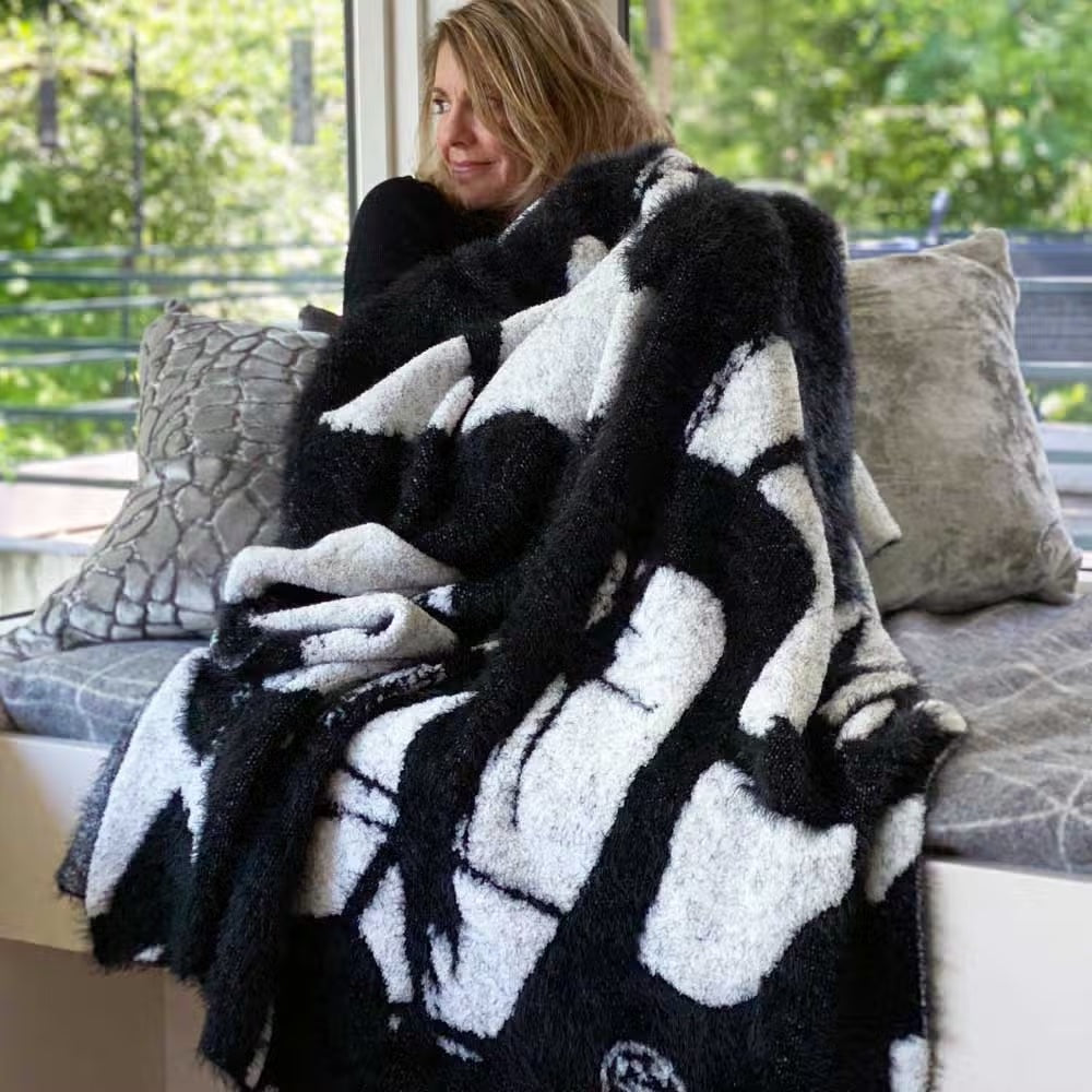 White Winds Luxury Throw - Jumper Maybach